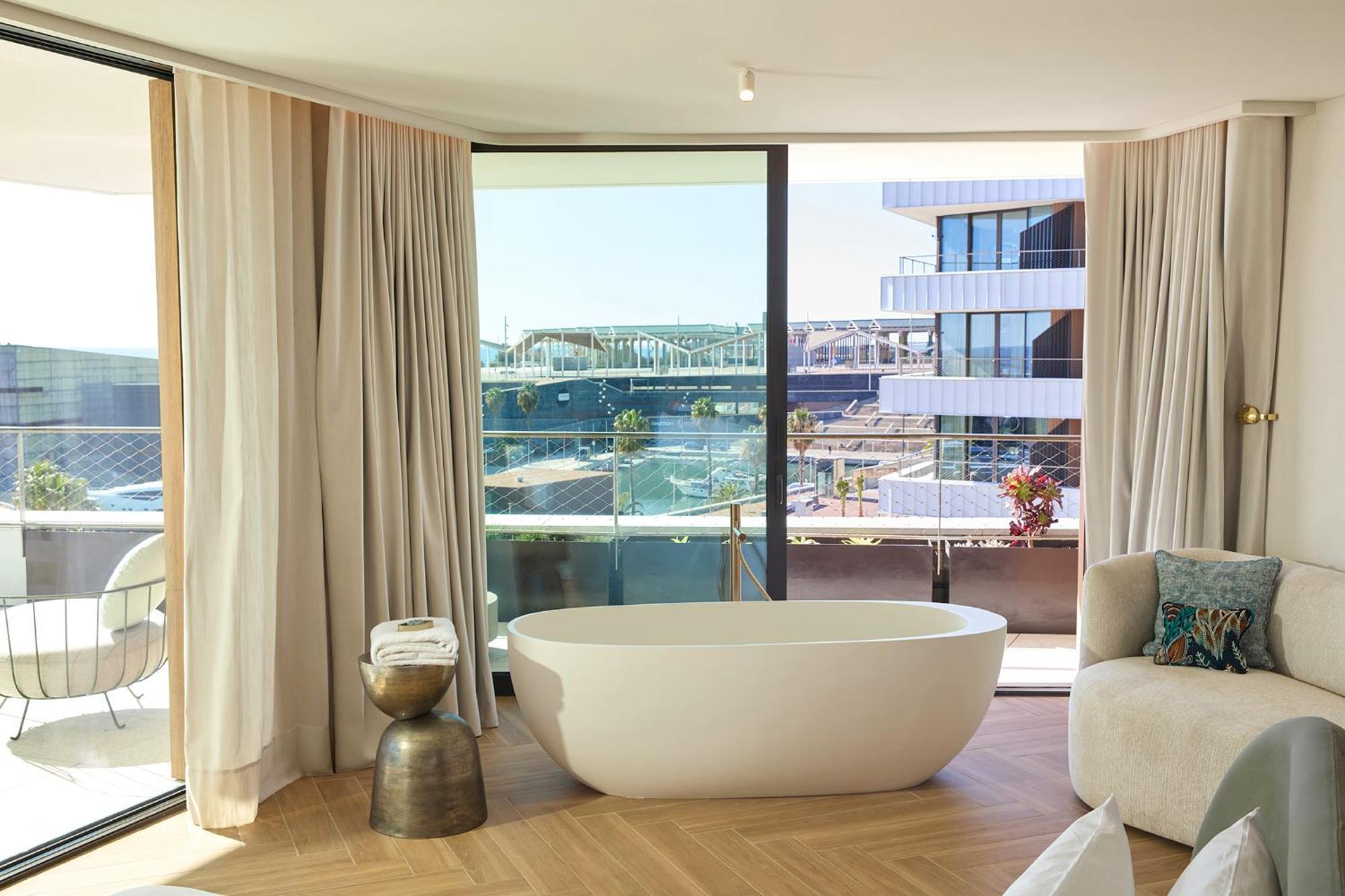Sls Barcelona Hotel Badalona Ngoại thất bức ảnh